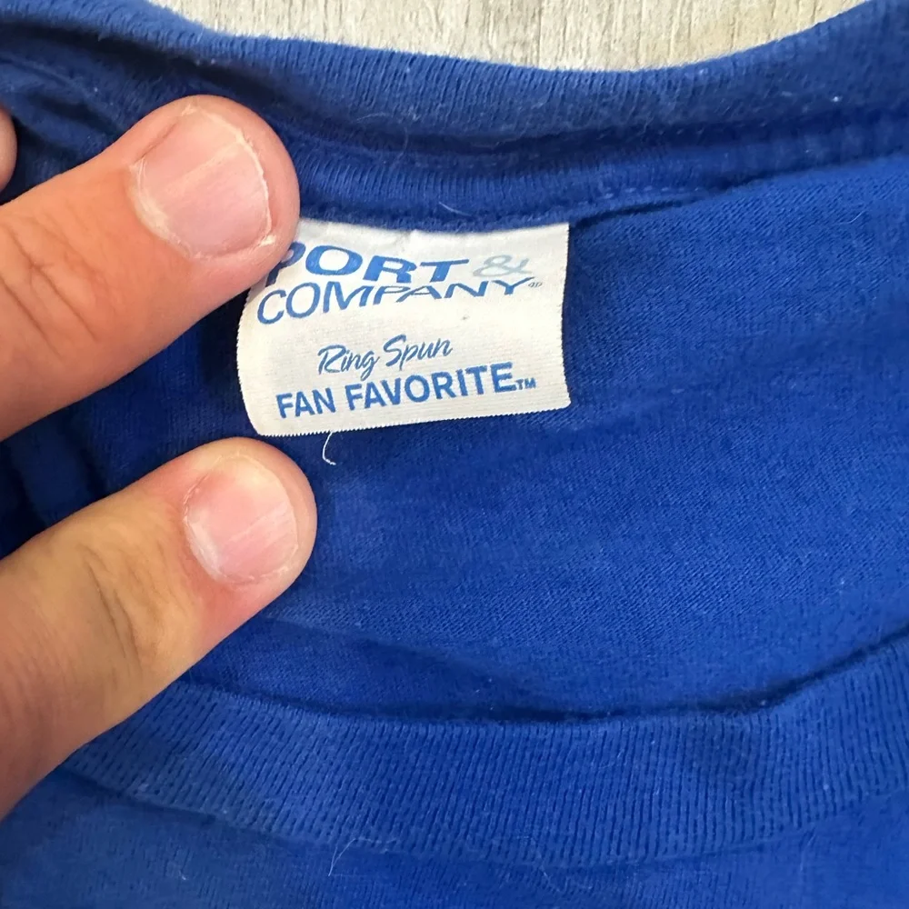 Cat Graphic T-Shirt “Ew, People” Funny Mask Meme Blue Tee Port & Company Sz Med